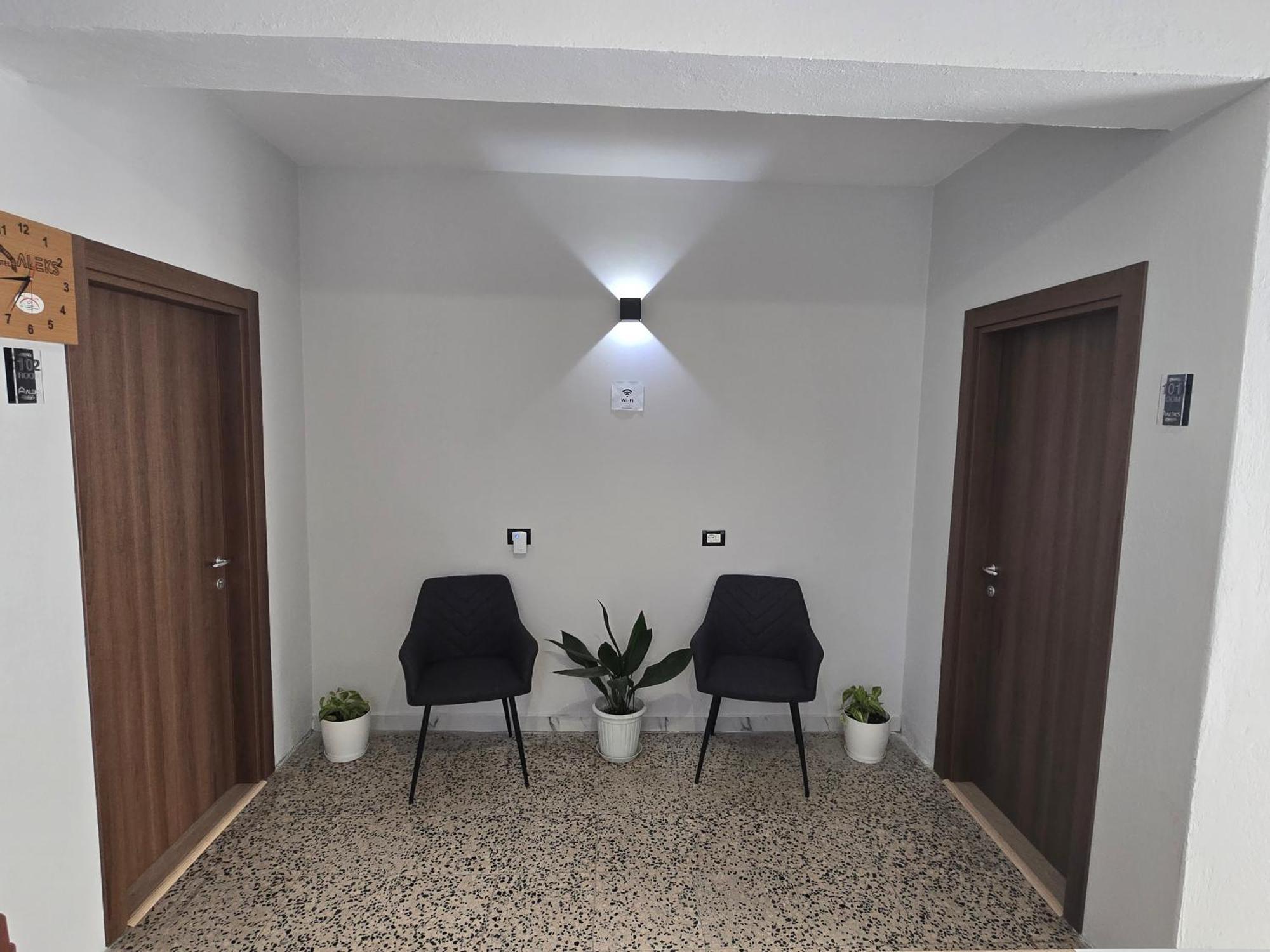 Hotel Aleks Shkoder Ngoại thất bức ảnh